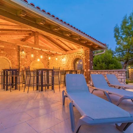 נובי ווינודולסקי Palace Paulina Luxury Residence מראה חיצוני תמונה