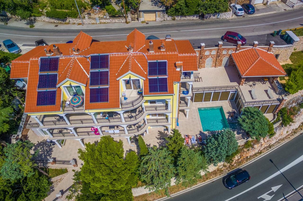 נובי ווינודולסקי Palace Paulina Luxury Residence מראה חיצוני תמונה
