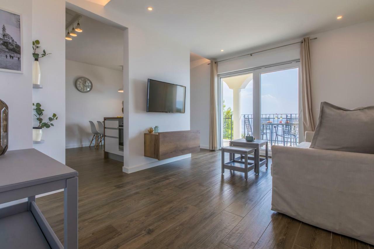 נובי ווינודולסקי Palace Paulina Luxury Residence מראה חיצוני תמונה
