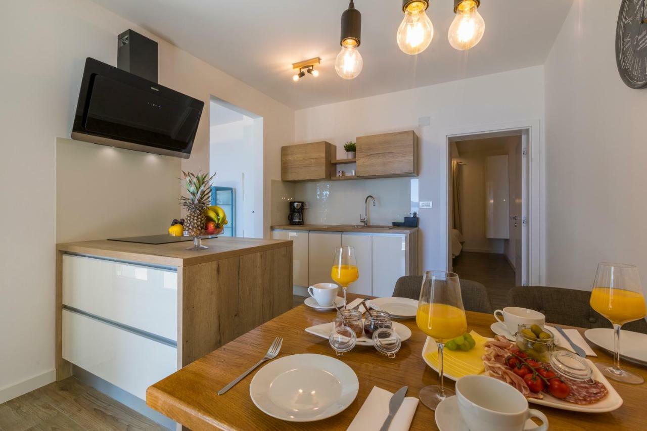 נובי ווינודולסקי Palace Paulina Luxury Residence מראה חיצוני תמונה